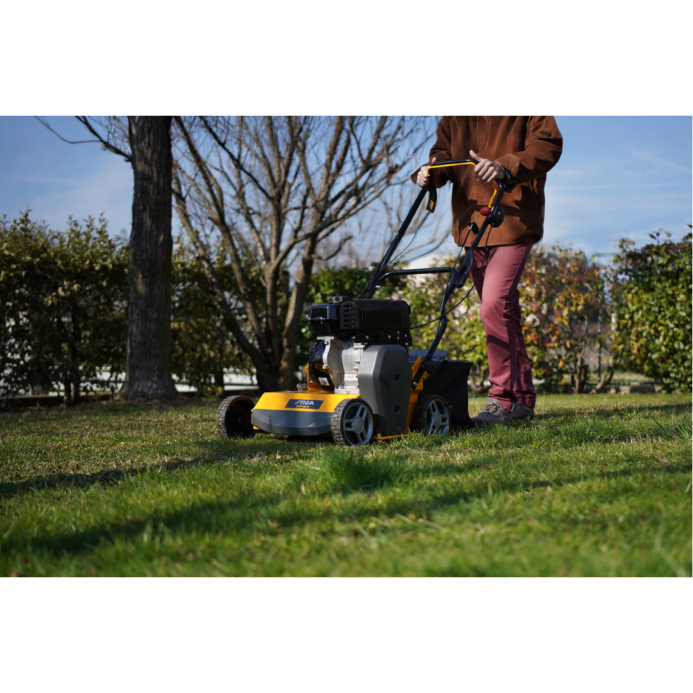 Scarificateur thermique STIGA SVP 40 G – 182 cm³, Largeur 40 cm, Bac 5