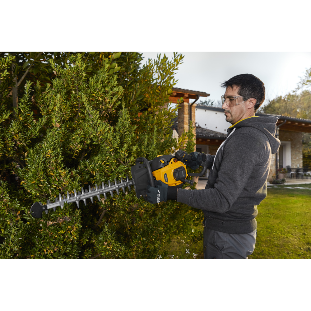 Taille haies thermique HT 525
