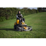 Autoportée à coupe frontale thermique Park Pro 900 WX