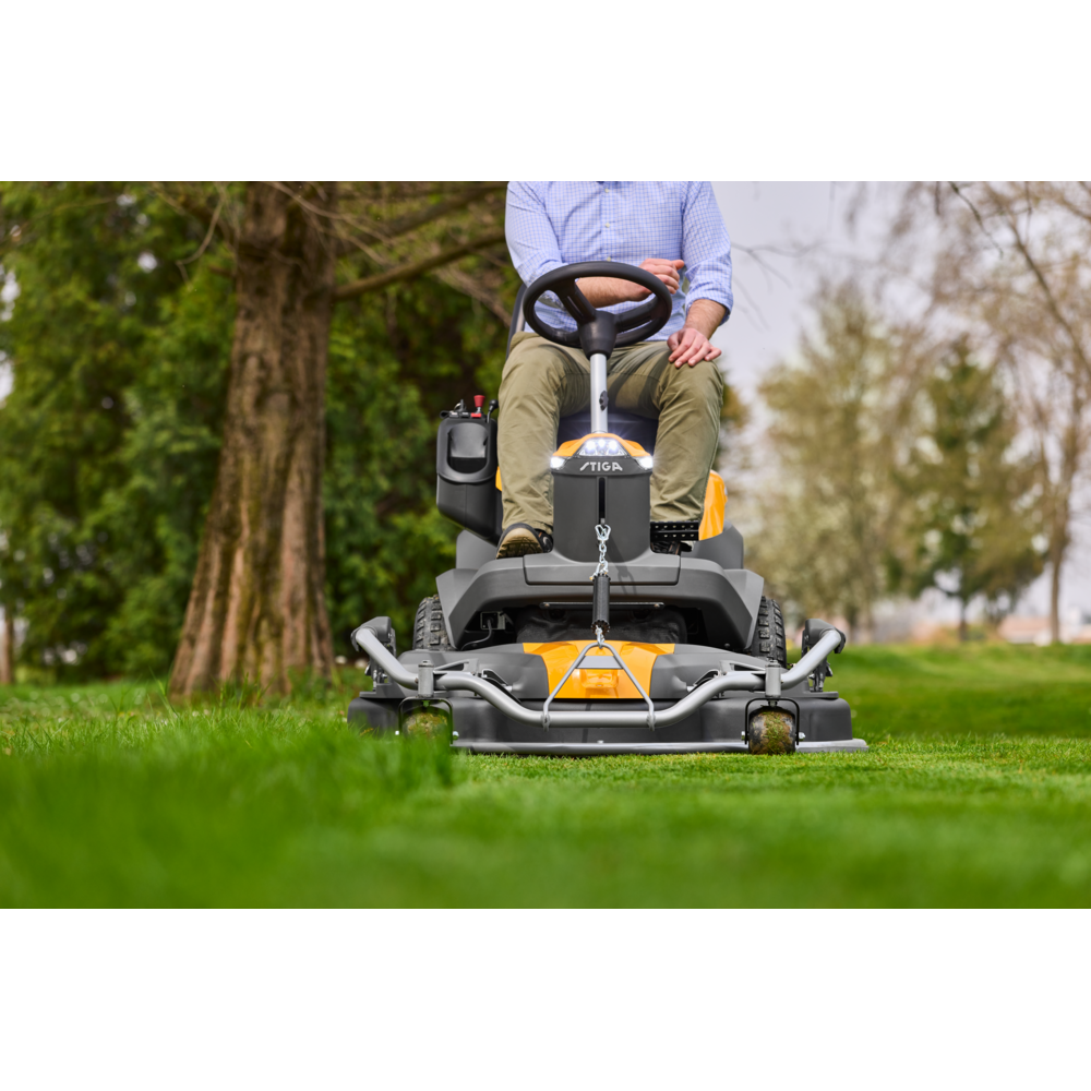 Autoportée à coupe frontale thermique Park 700 WX