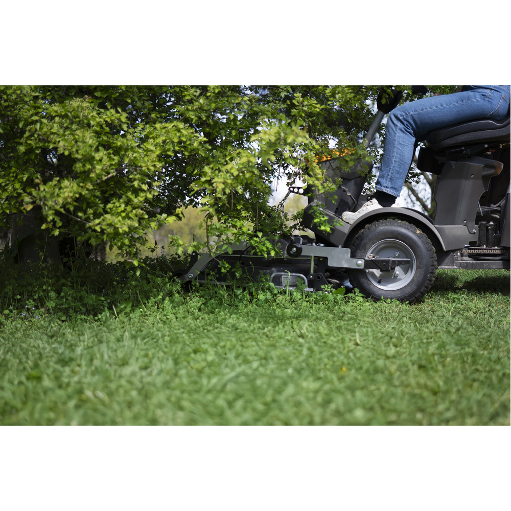Autoportée à coupe frontale thermique Park 500