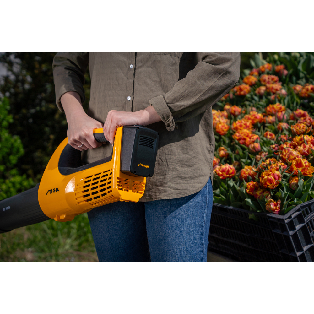 Souffleur de feuilles à batterie STIGA BL 100e Kit | Garden Diffusion