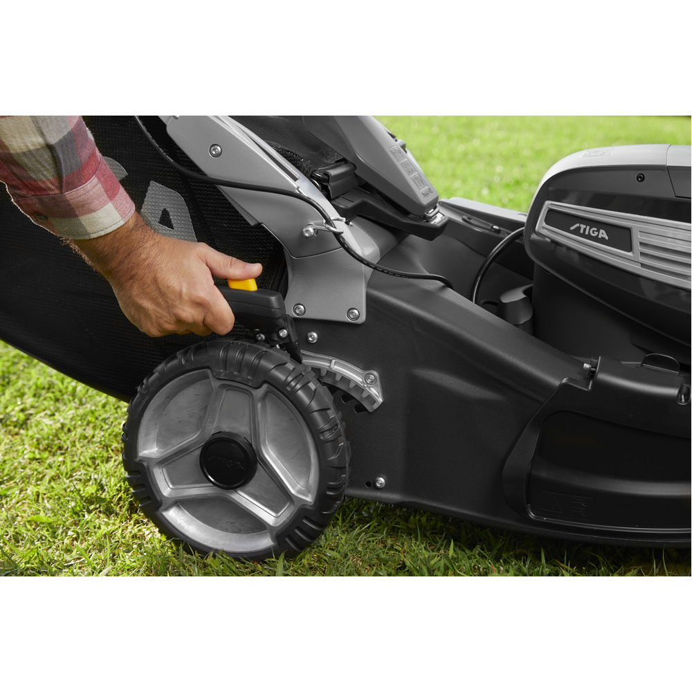 Tondeuse à batterie Stiga Twinclip950e V Kit