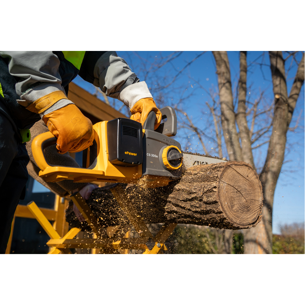 Tronçonneuse STIGA CS 300e Kit à batterie - 30 cm | Garden Diffusion