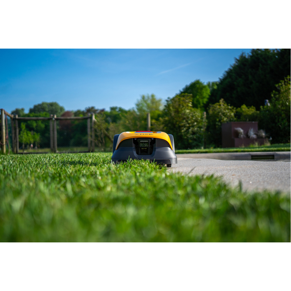 Robot de tonte autonome sans fil Stiga A 15v