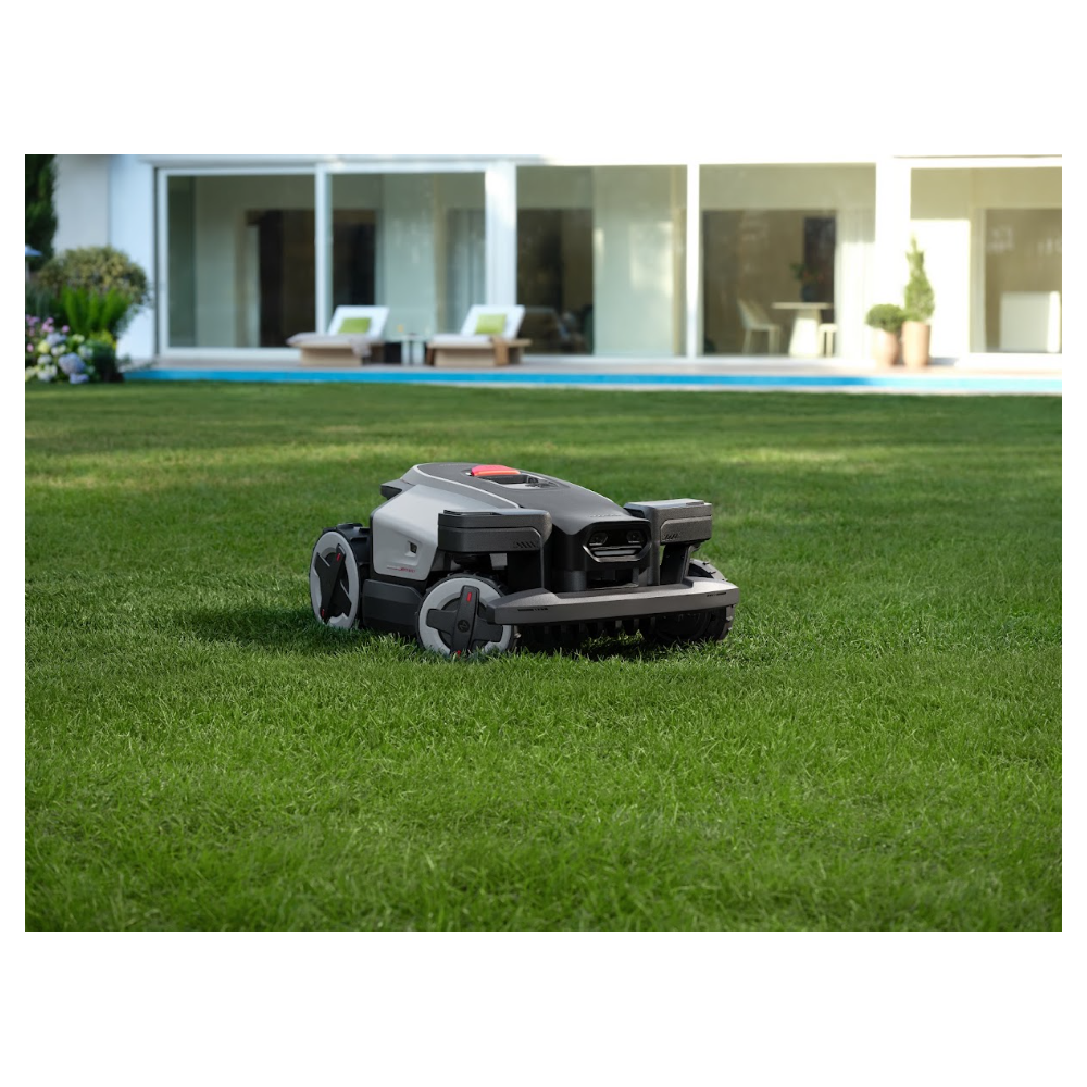 Robot de tonte sans fil 4WD Roborock - RockMow - RTK + VSLAM - 1500 m²